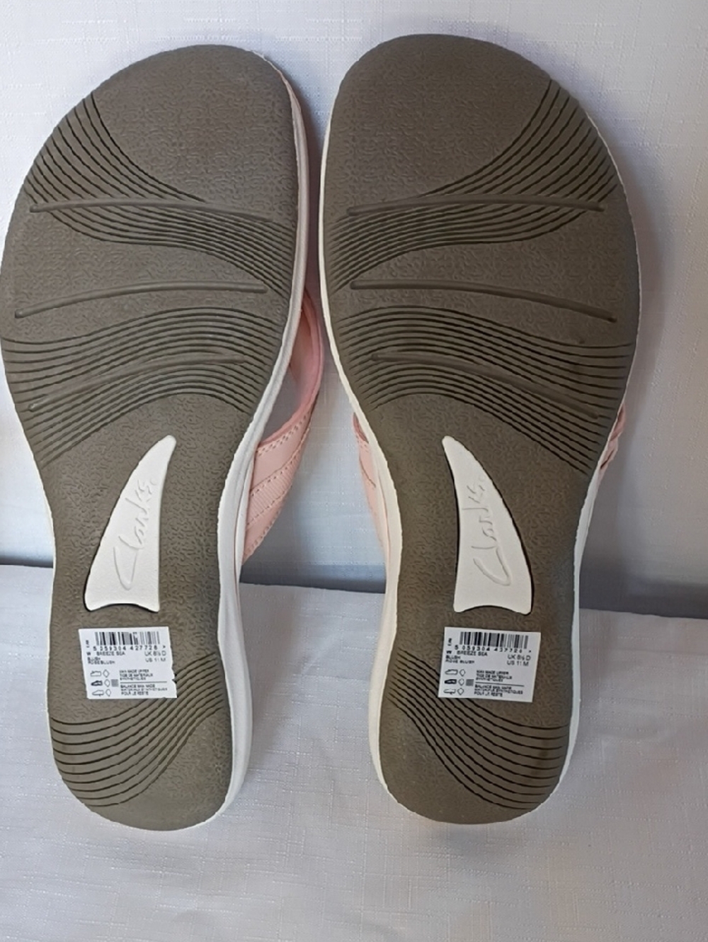 Clarks Women's Light Pink Toe-Post Sandals Size 11 - Picture 4 of 9